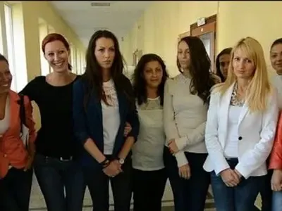 Топ 3 на НАЙ-ЯКИТЕ учителки у нас (+Още снимки на хитовата Силвия Зубева)