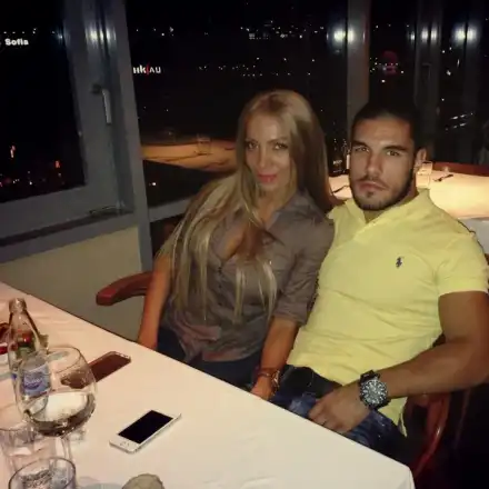 ЩАСТЛИВИ! Русата Златка и Георги отпразнуваха 1 година ЛЮБОВ! (ФОТО)