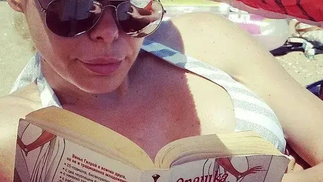 Жена зад волана! Албена Вулева за малко да убие човек (ПОДРОБНОСТИ)