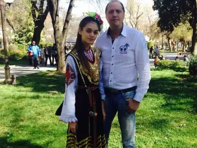 Куини на Благо била готина ли?! Я, вижте сестра й каква е сладурана (СНИМКИ + разкрития за семейството й)