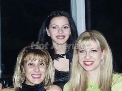 Фолкът ОСТАРЯ! (Много СНИМКИ, показващи трансформацията на певците)