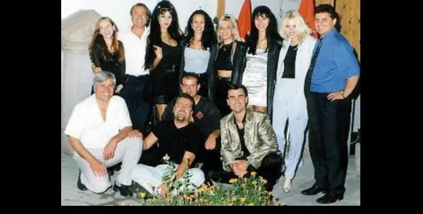 Фолкът ОСТАРЯ! (Много СНИМКИ, показващи трансформацията на певците)