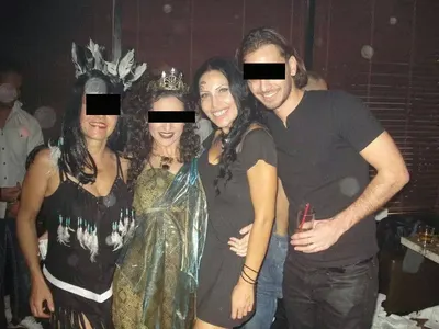 Ето как изглежда днес танцьорката Мая на Магапаса! (Лични снимки + ЯКО фото по бански)