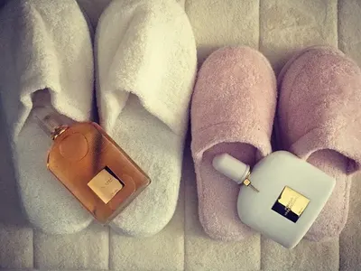 Алисия и Николета се надпреварват да се хвалят коя къде живее! (Снимки от Рая + Коя печели)