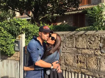 Алисия и Николета се надпреварват да се хвалят коя къде живее! (Снимки от Рая + Коя печели)