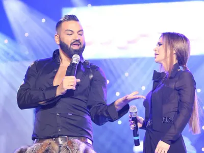 Планета концертът – УЖАСЪТ на годината! Роми пият и пушат в Зала 1! Пайнерките за резил с плейбек и гафове (СНИМКИ)