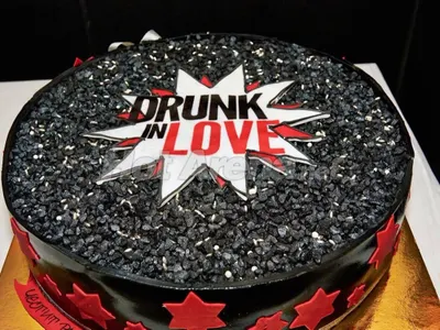 Пияна от любов! Лозанова с УНИКАЛНО стилен рожден ден! (Вижте луксозната торта + тоалетите на Николета и Валери)