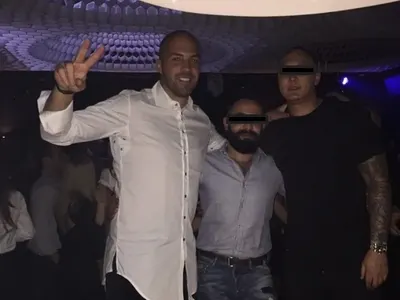 Очевидци: Николета, Валери и Ванко 1 дупе до дупе с Ники М. (Вижте цялата случка с много пикантни разкрития)