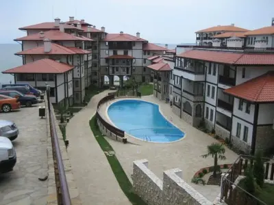 Бебето на Емануела - най-богатото новородено у нас! Вижте какъв разкош чака Митко-младши (СНИМКИ)