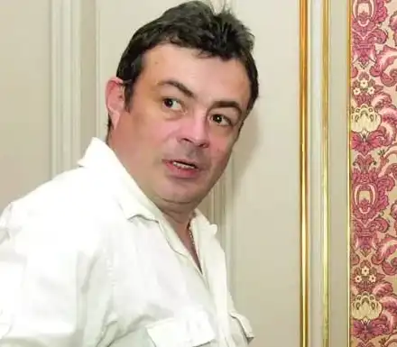 Гонят Ласкин от дома му с подписка! Актьорът нонстоп вдигнал скандали