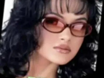 Това са двете най-омразни снимки на Мария! Вижте защо (+ Още кадри, от които се срамува)