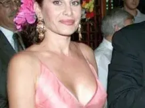 Вдовиците на разстреляните босове: Топ 5 на най-красивите и самотни дами! (СНИМКИ)