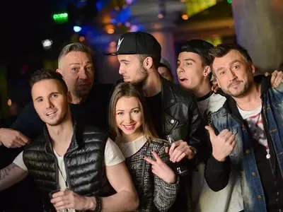 Що за ПОДИГРАВКА беше финалът на Х Фактор? Вижте как прецакаха участниците! (+Снимки от афтър партито)