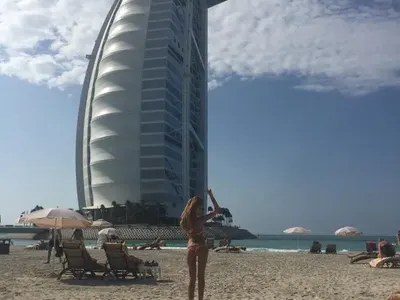 Дубай стана квартал на фолка! Мавриций и Малдивите запазена марка на плеймейтките (Пълна галерия от звезден рай!)