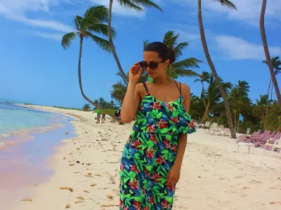 Дубай стана квартал на фолка! Мавриций и Малдивите запазена марка на плеймейтките (Пълна галерия от звезден рай!)