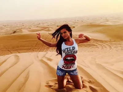 Дубай стана квартал на фолка! Мавриций и Малдивите запазена марка на плеймейтките (Пълна галерия от звезден рай!)