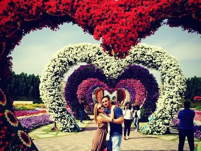 Дубай стана квартал на фолка! Мавриций и Малдивите запазена марка на плеймейтките (Пълна галерия от звезден рай!)