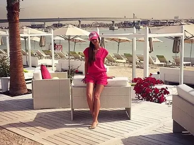 Дубай стана квартал на фолка! Мавриций и Малдивите запазена марка на плеймейтките (Пълна галерия от звезден рай!)