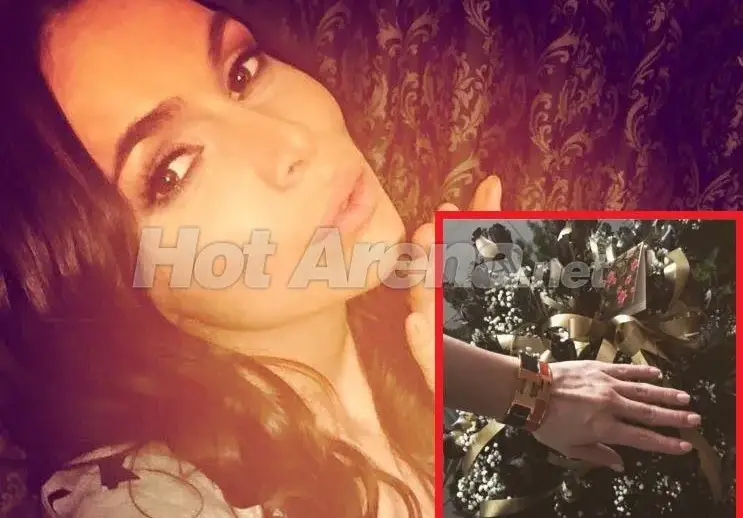 Кой подари този букет и гривна на Алисия? Вижте снимки от подаръците (Интригата се заплита)