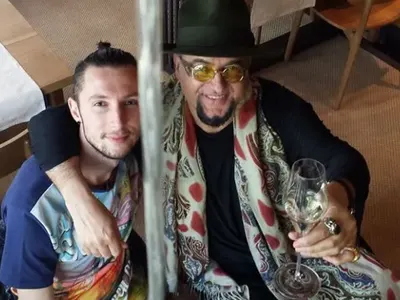 Евгени Минчев спи със звезда от „Х Фактор“! (Ето кое е новото му гаджа, което замени модела Радо)