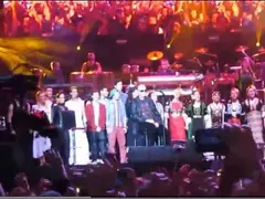 Позор! Слави се изгаври с „Моя страна, моя България“