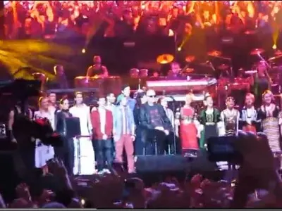 Позор! Слави се изгаври с „Моя страна, моя България“