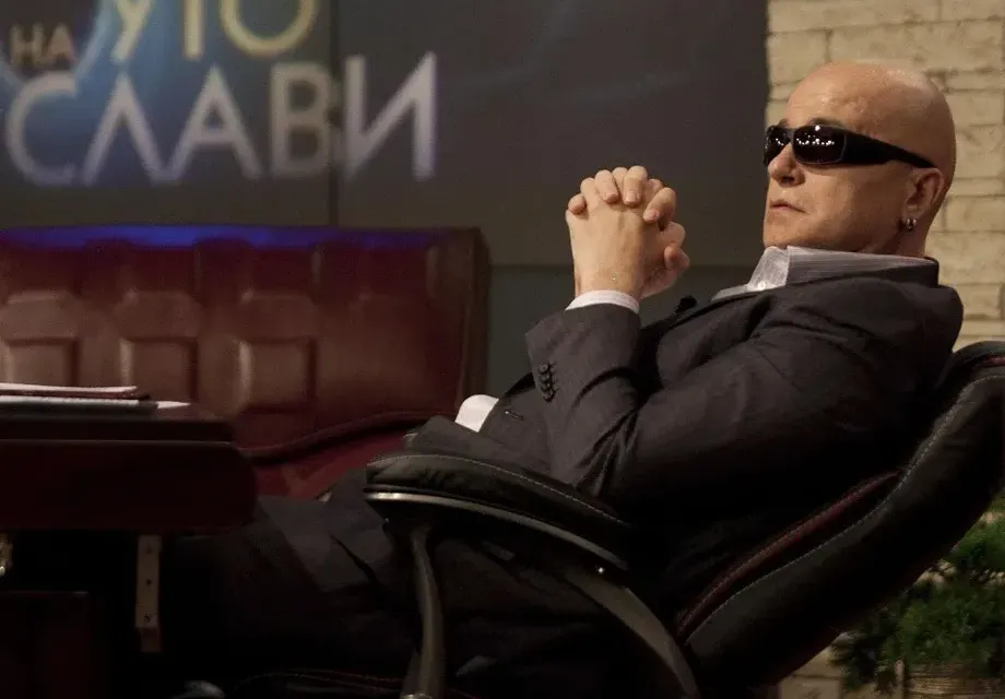 Слави остави бенда без пари (Бави им заплатите от седмици)