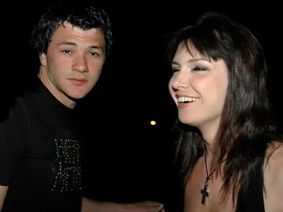 МРЪСНА колекция от домашни клипчета държи заедно Жени и Тачо! Манов изнудва с видеата