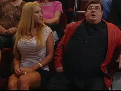 Новата на Слави го преследвала от години! Всички се чудят какво намира в нея! (В мрежата е крайно груба)