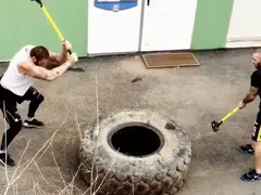 Припомни си гангстерските времена! Любо Чука чука с чука! (Снимки + Видео)