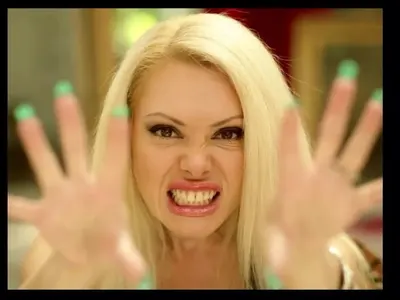 Вулева поведе война на Кучкова и политика й!