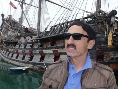 Откраднаха джипа на Милко Калайджиев!