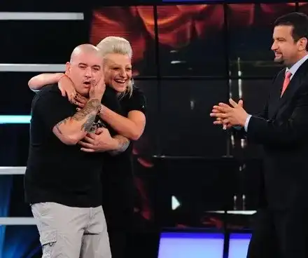 Брадърът Весо Гробаря изперка, съседите му в паника! (Злоупотребява със забранени вещества, татуира лицето си)