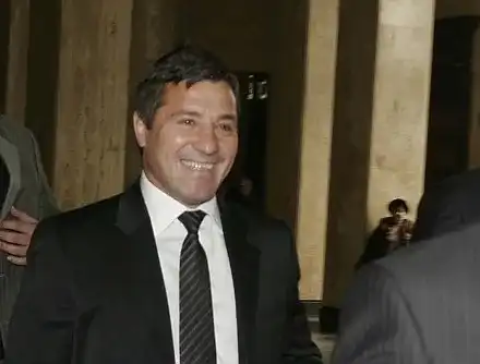 Маджо се оттегля! (Племенницата Миряна поема бизнеса на боса, чичо Венци аут от „Славия“)