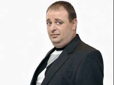 Скандал! Любо Нейков искал масаж с „щастлив край“! Служителката възмутена!