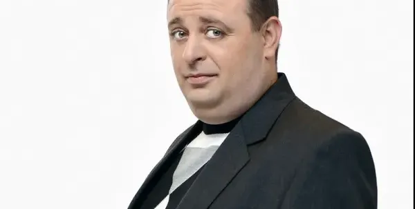 Скандал! Любо Нейков искал масаж с „щастлив край“! Служителката възмутена!