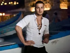 Замесиха фолк певеца Галин в скандална схема за платени ВИП мацки! (Подробности)