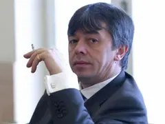 Гъзария! Румен Вълка продава коли за 15 милиона