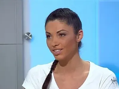 Изловиха Биляна Йотовска с чужд мъж на морето! Заряза ли Митко Димитров?