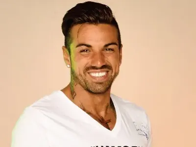 Потресаващо! Благо Георгиев напъха 38 бона в устата си