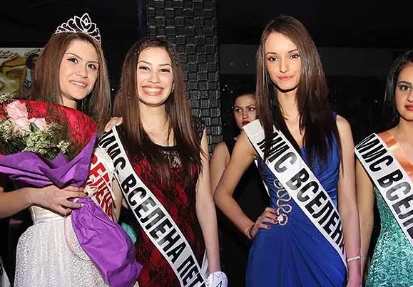 ПРОКЛЯТИЕ тегне над „Мис България“ 2015! Вижте тежката участ на участничките