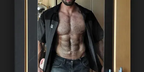 Скандално! Културист с обратни наклонности влиза в „Биг Брадър” (Подробности)
