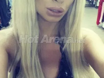 Страдат ли родните звезди от форма на шизофрения? (Тези снимки ще ви накарат да се замислите)