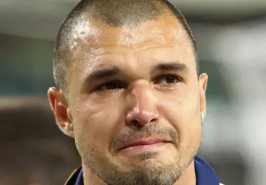 Валери Божинов бесен: Николета ме изкара гей!