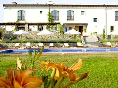 Вили за милиони! Вижте най-скъпите плажни имоти на звездите (СНИМКИ)