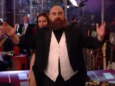 Астор съди Слави! Аз съм единствен и никой не може да се гаври с мен, отсякъл фокусникът