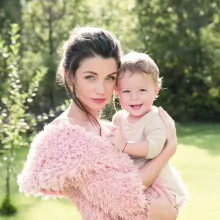 Диляна Попова: Беше ми трудно сама, но вече свикнах! (Малкият Борил одра кожата на баща си Асен Блатечки)