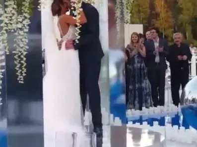 Есмер лиши Благо от БЪЛГАРИ на сватбата със забрана! (Булката-бременна, свекървата-спокойна за сина си: Кротна се най-накрая!)