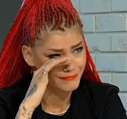 Жана Бергендорф оплешивява, развива и АНОРЕКСИЯ! Не излиза от къщи без перука