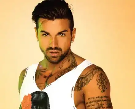 ЛИГОТИИ! Джизъса пръска $ 10 000 за восъчна статуя (Вижте къде възнамерява да я сложи)